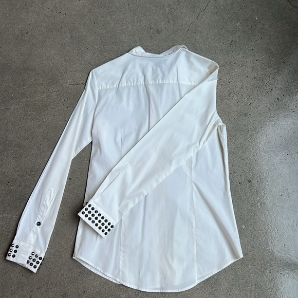 Women's Burberry collar button down - US size 6. - Picture 10 of 10